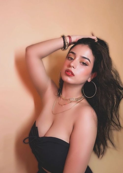 Escorts Service in Lahore